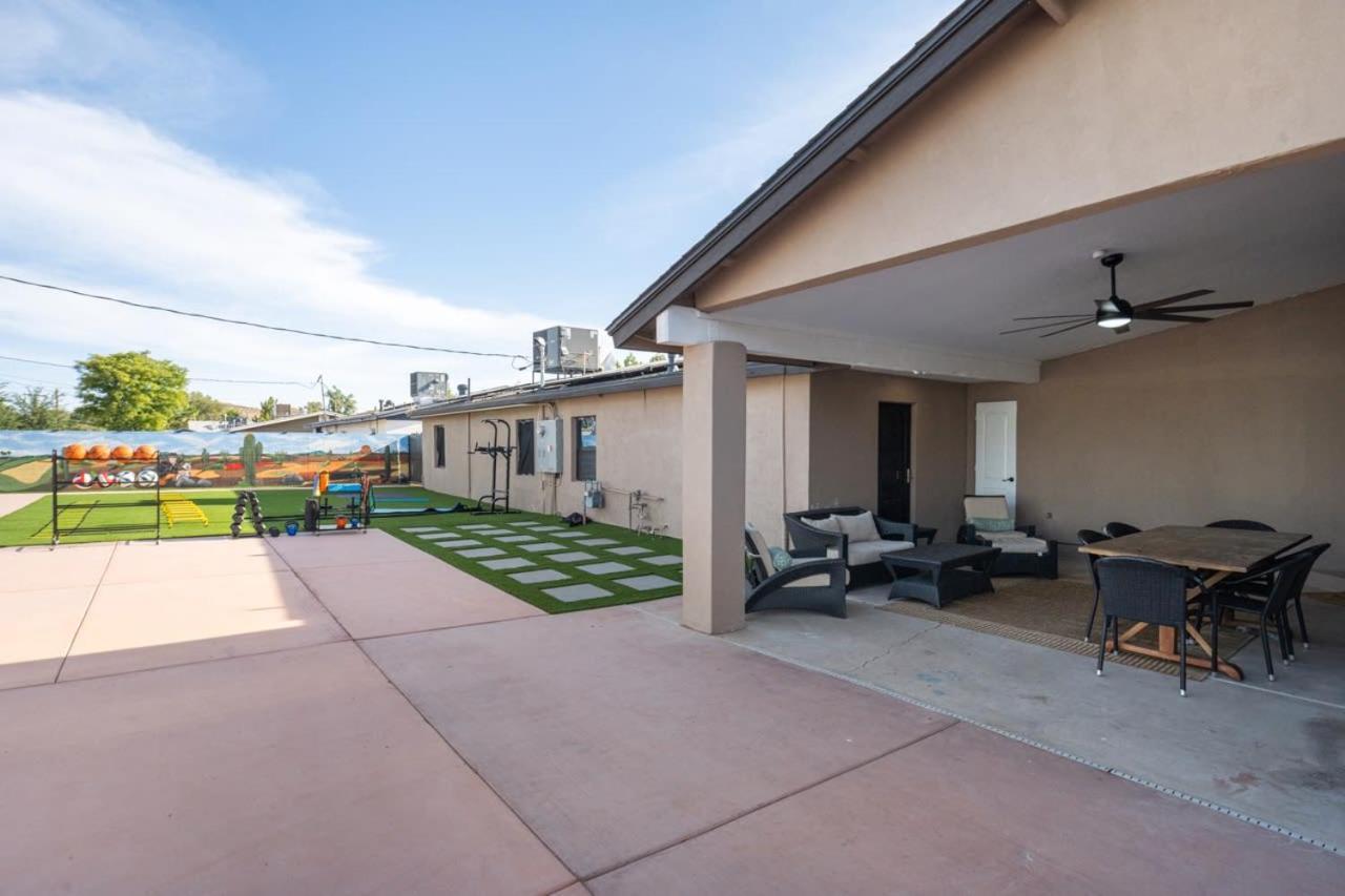 Casa de férias Is It - Great Location -13 Beds - Pool - Gym Phoenix